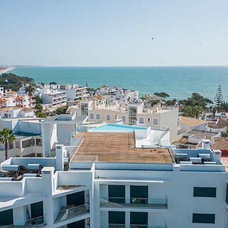 Appartamento Perfect Place To Escape To With Rooftop Infinity Pool Olhos de Agua  Esterno foto