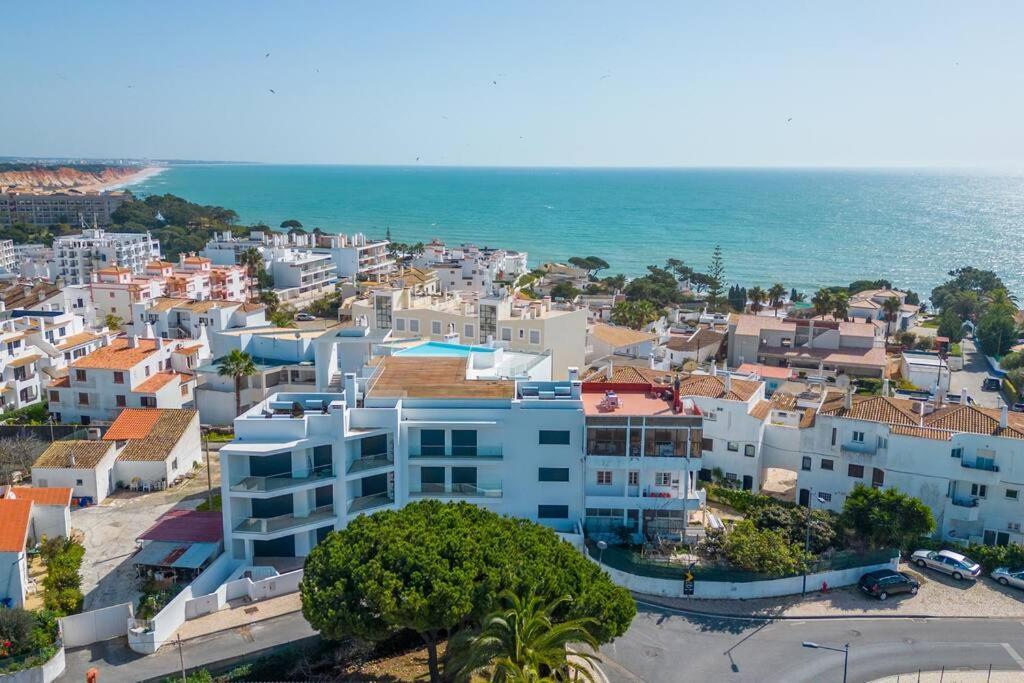 Appartamento Perfect Place To Escape To With Rooftop Infinity Pool Olhos de Agua  Esterno foto